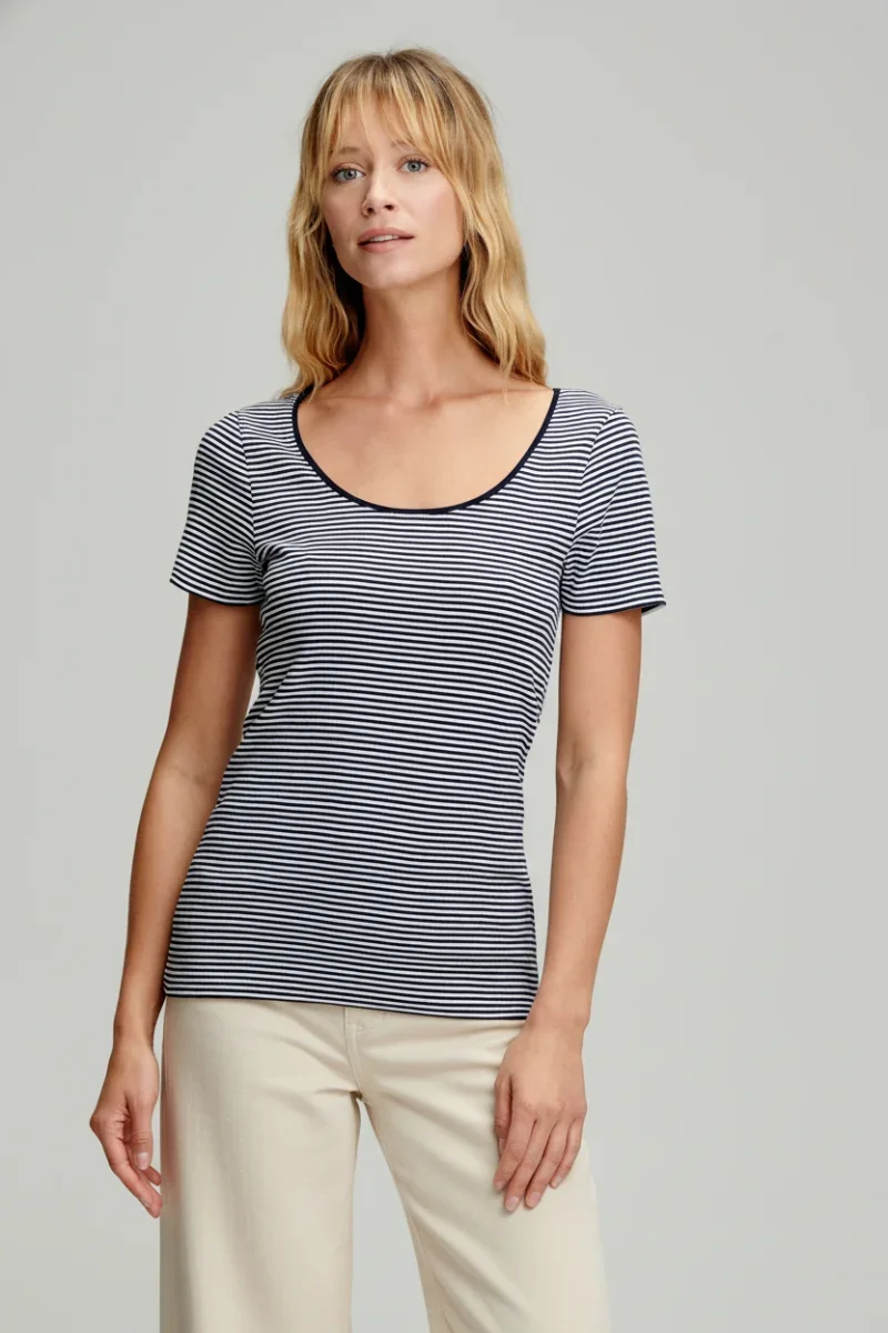 Long-Lasting T-shirt rayé col rond – coton issu de l’agriculture biologique Enhanced