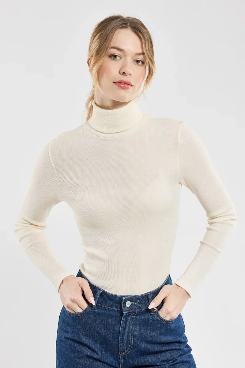 Innovative T-shirt col roulé – laine et soie High-Grade