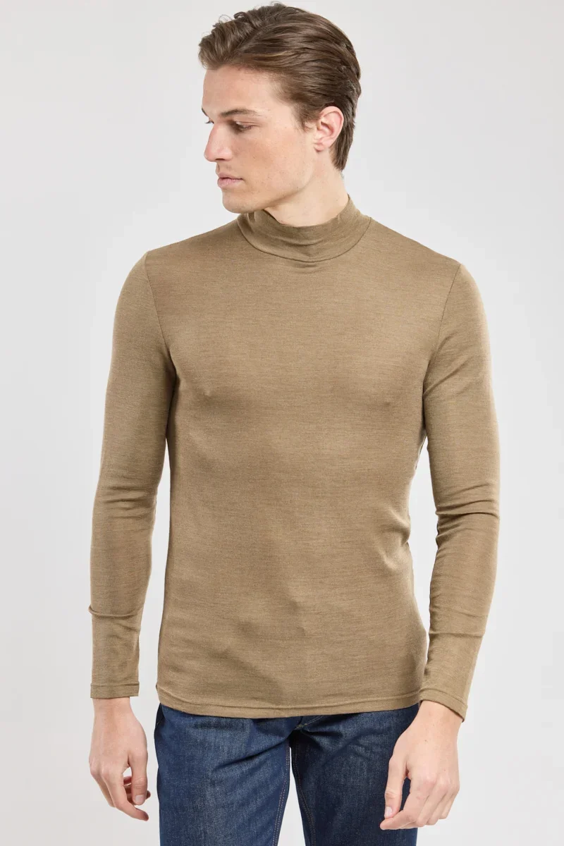 Healthy High neck long-sleeved T-shirt – wool and silk Dependable