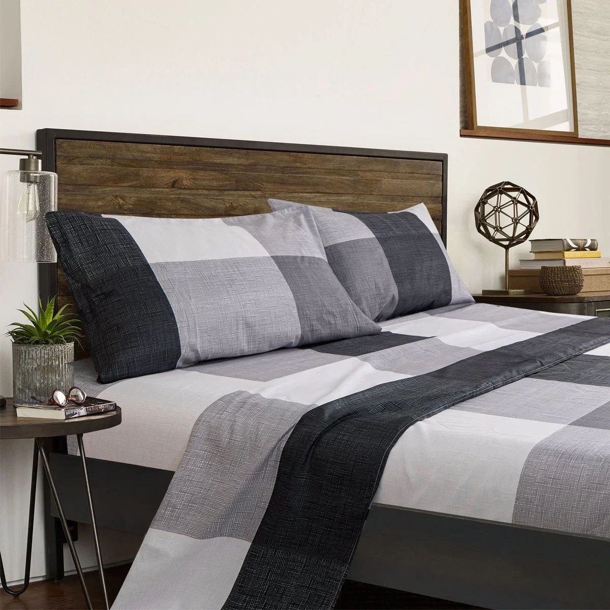 Authentic Howell – MF Black Sheet Set Contemporary