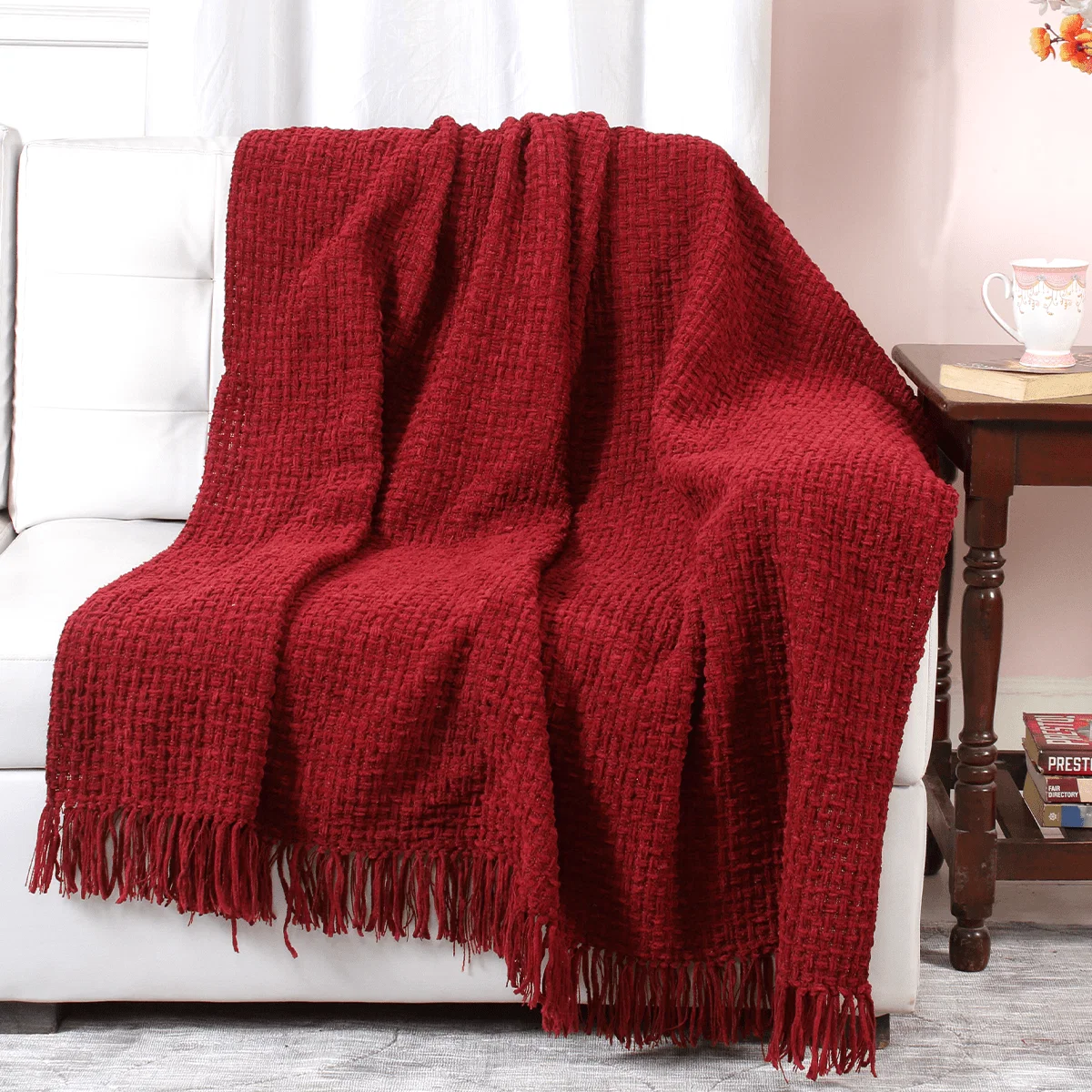 Expertly Made SHAKIRA Chenille Throw Effective