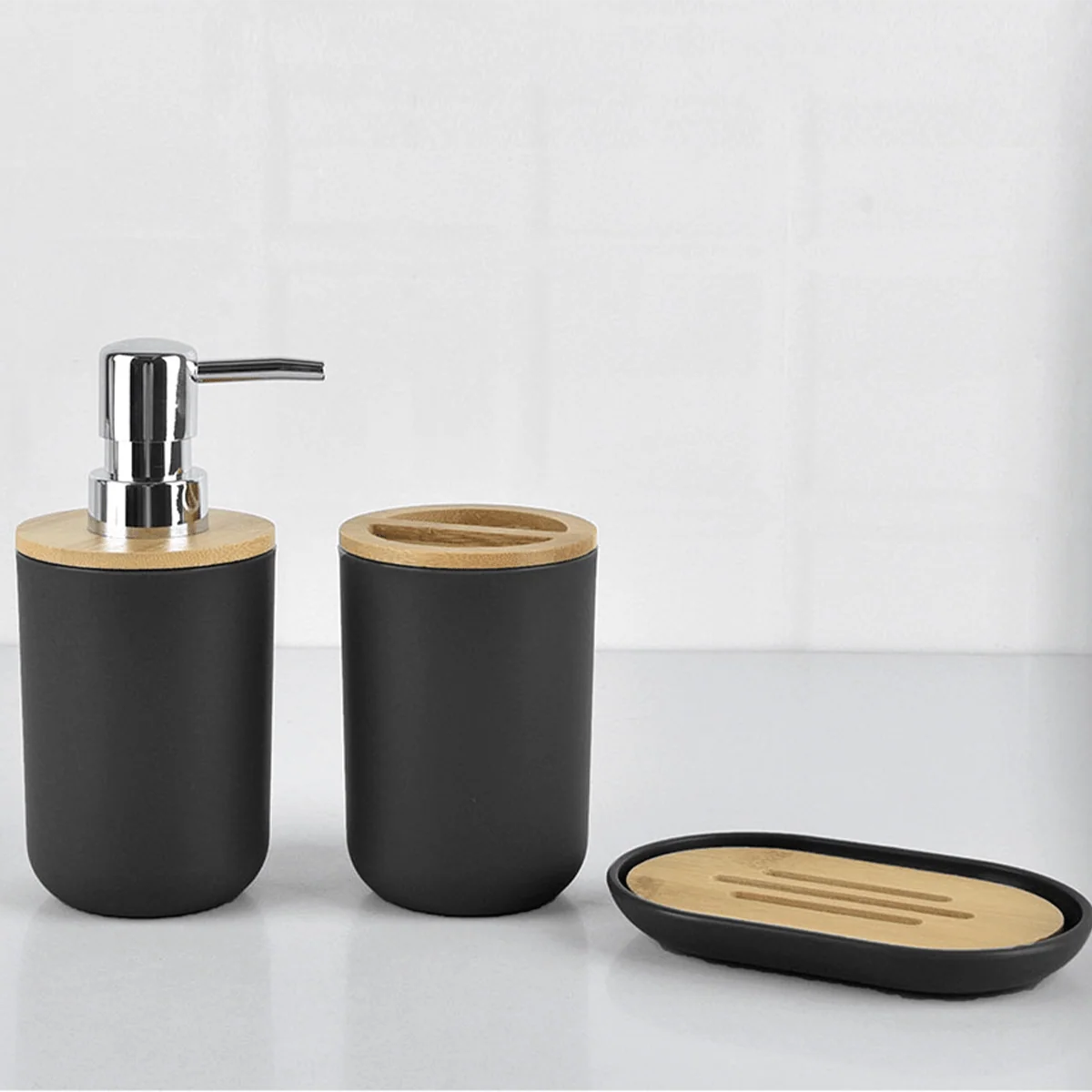Optimized Le Spa – Plastic and Bamboo Bathroom Accessories Set Assorted Effective