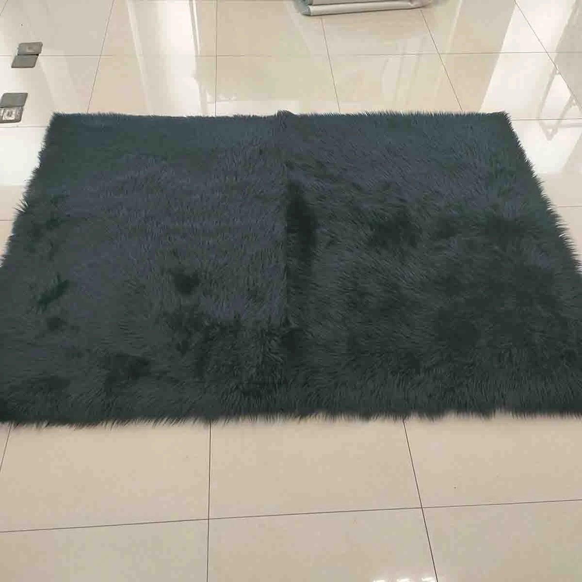 Secure Faux Fur Carpet With Suede Fabric Back 120×180 cm Smooth