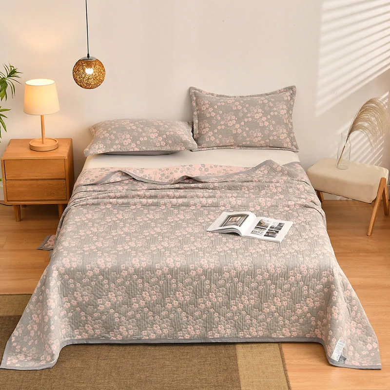 Eco-Friendly Ownkoti Cherry Blossoms Pattern Cotton Gauze Quilt Secure