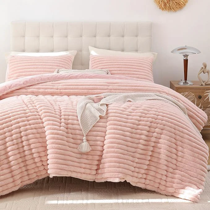 Recyclable Smoofy Fluffy King Size Comforter Set 3 Pieces – Blush Pink Fleece Fluffy Comforter Set Luxury Fuzzy King Bedding Set Soft King Bed Set All Season Heavy Faux Fur Comforter with 2 Pillow Cases Expertly Made