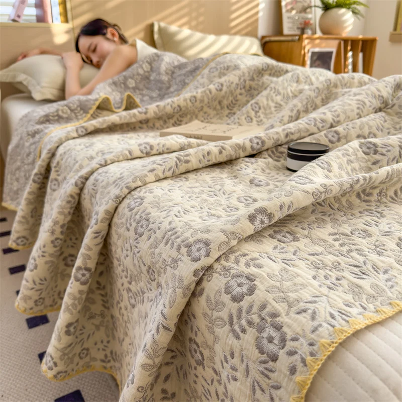 Natural Ownkoti Refresh Floral Three Layers Cotton Gauze Quilt Genuine