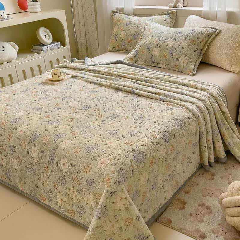 Easy-to-Use Ownkoti Elegant Floral Plush Throw Blanket Organic