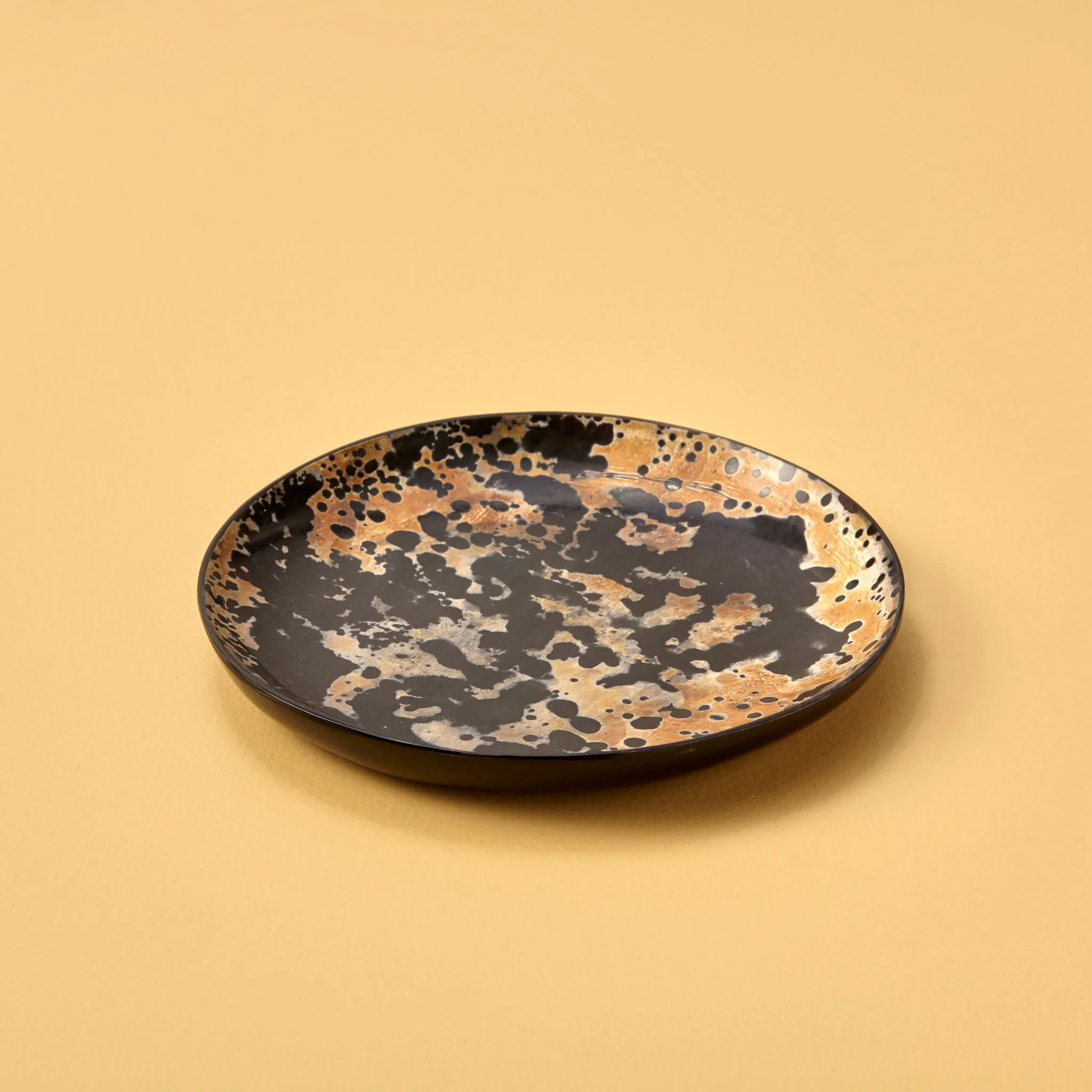 Carefully Designed Horn Appetizer Speckled Plate High-End