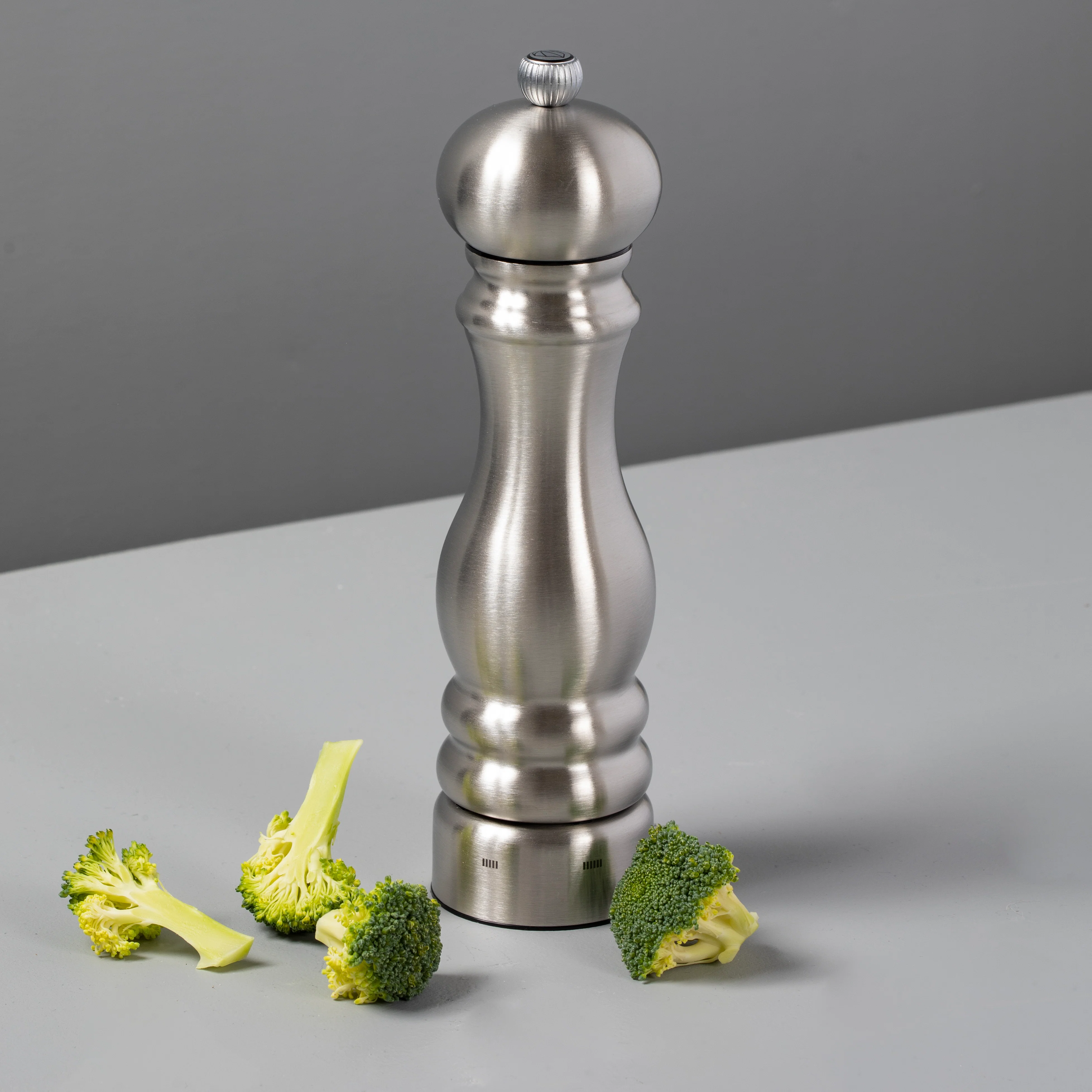 Lightweight Peugeot Stainless Steel Pepper Mill Versatile
