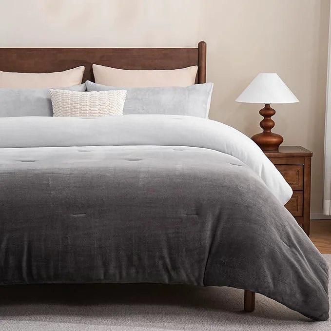 Artisan Bedbay Ombre Gray Velvety Fleece Comforter Set Queen Size Ultra Soft Plush Bedding Gradient Grey Thick Warm Cozy Winter Quilt Set with 2 Pillowcases Luxury Velvet Flannel Bedding Set 3 Pcs Authentic