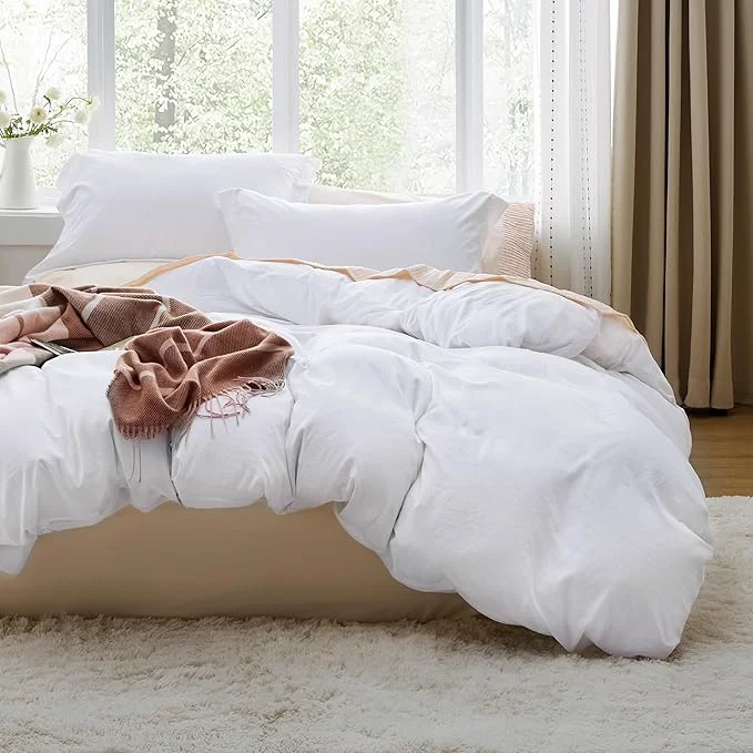 Green Bedsure Bright White Duvet Cover King Size – 3 Pieces Prewashed Cotton-Like Polyester Extra Soft Bedding Set Includes 1 Duvet Cover 104×90 Inches with Zipper Closure amp 2 Pillow Shams No Comforter Fast