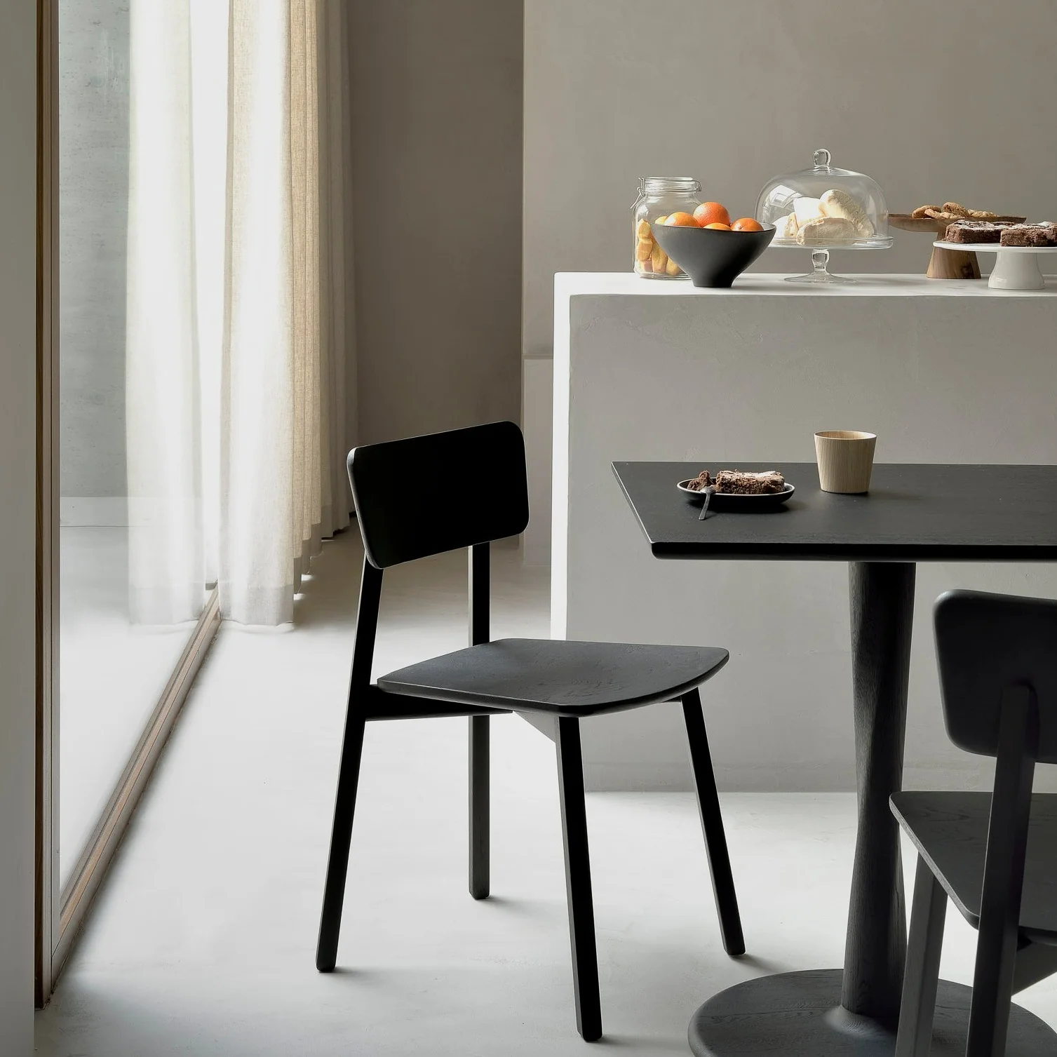 Dependable Ca Dining Chair Black Oak Artisan