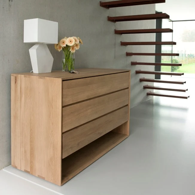 Fine Crafted Nordic Oak Dresser Advanced