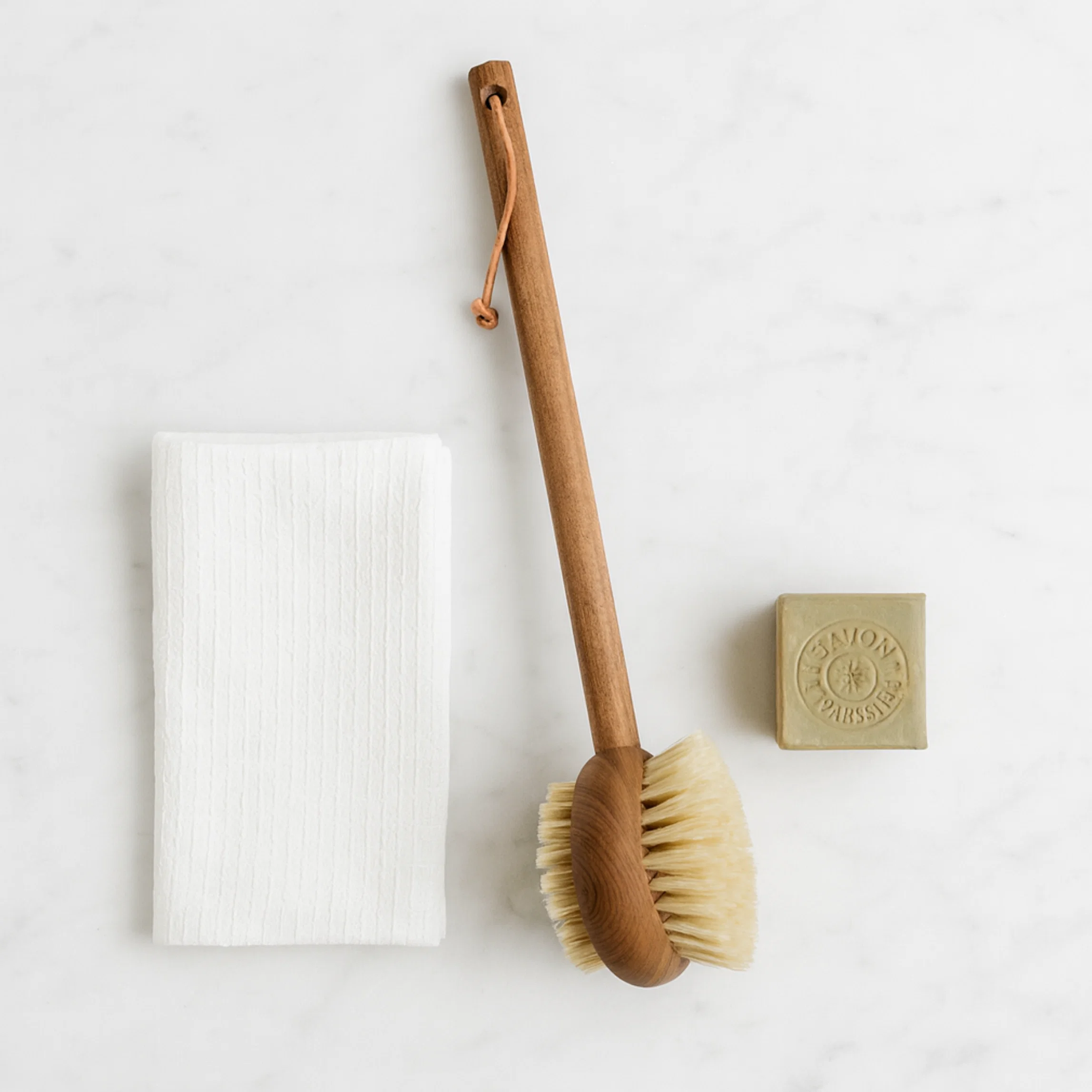 Solid Andree Jardin Handled Heritage Ash Bath and Body Brush Consistent
