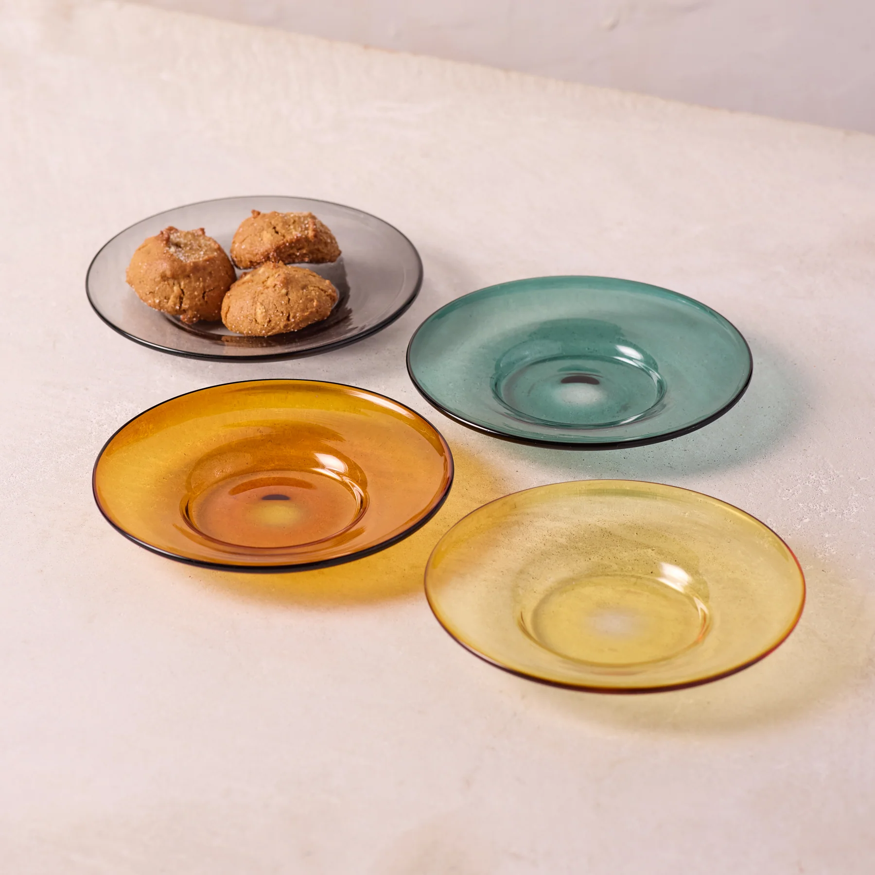Solid Niko Glass Plates Set of 4 Healthy