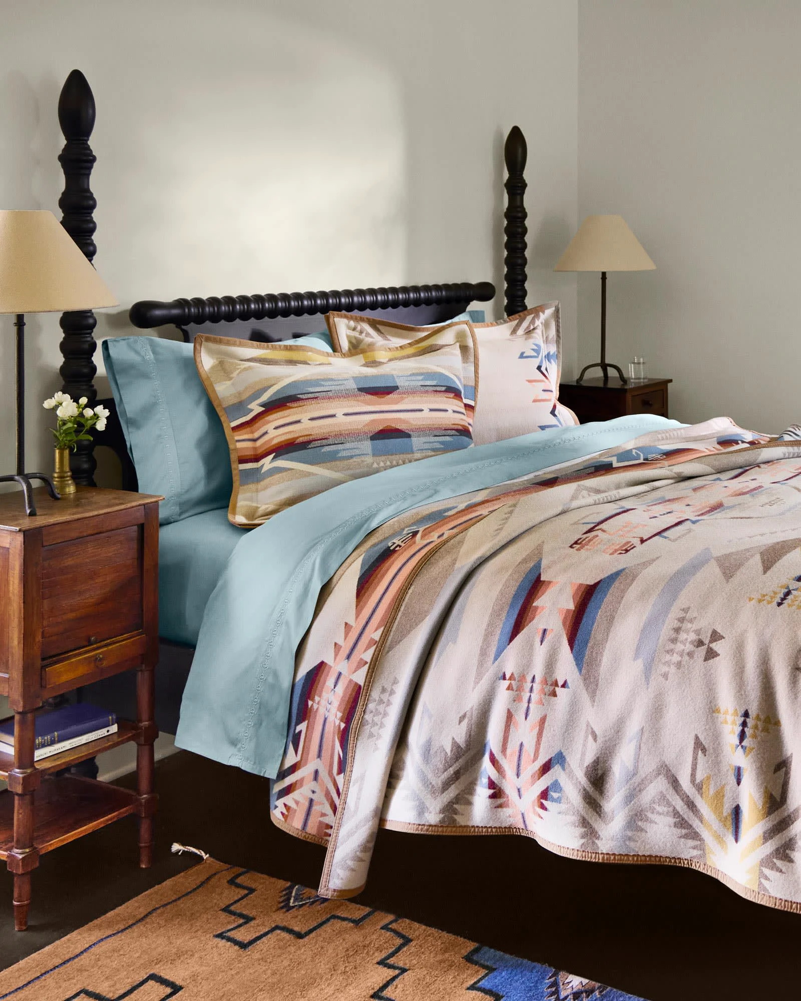 Original Design White Sands Blanket Detailed
