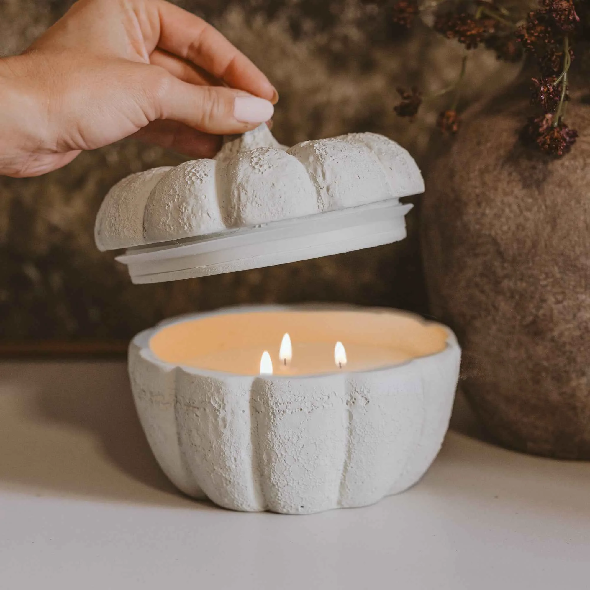 Stylish Cashmere and Vanilla Soy Candle – Cement Pumpkin Jar – 13.5 oz Convenient