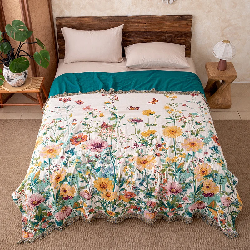 Modern Ownkoti Watercolor Wildflower Fringed Reversible Gauze Quilt Fine Crafted