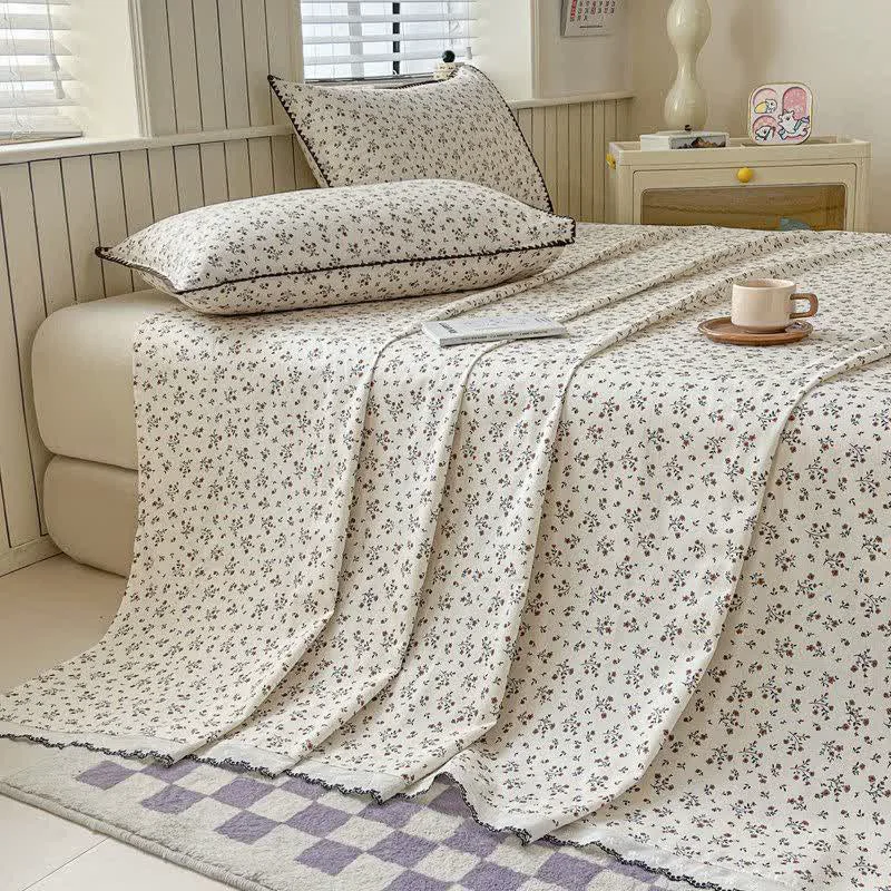 High-Grade Ownkoti Vintage Floral Cotton Bedspread with Scalloped Trim Excellent