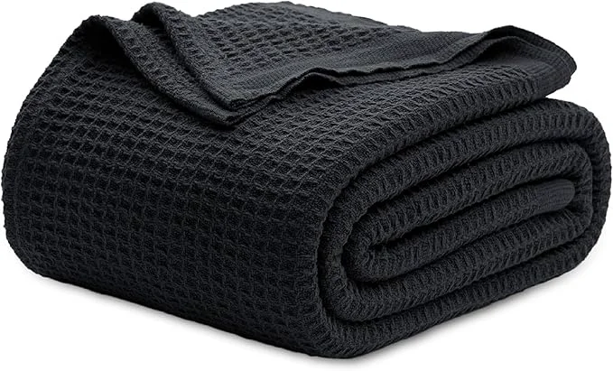 Bedsure Gentlesoft Cotton Blanket King Size for Bed – Cooling Breathable and Soft for Spring Summer Thick Cozy Waffle Weave Blanket Gifts for Women Black 104×90 inches Pure