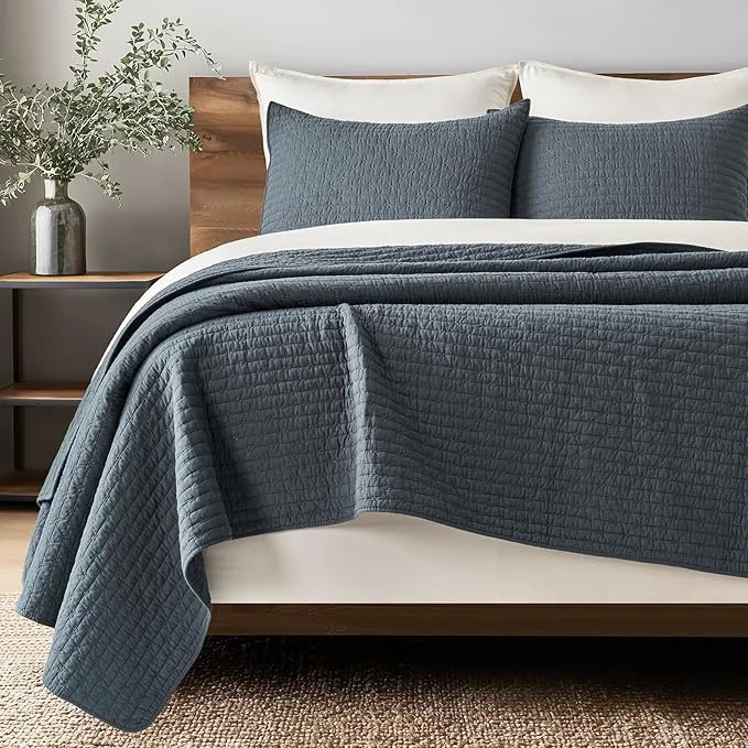 Comfortable EVERGRACE Cross Stitch Pre-Washed Cotton Quilt Bedding Set Queen Size Oversized 3 Pieces Lightweight Bedspread Coverlet for All Season with 2 Matching Shams Midnight Blue 92 quot x96 quot Soft