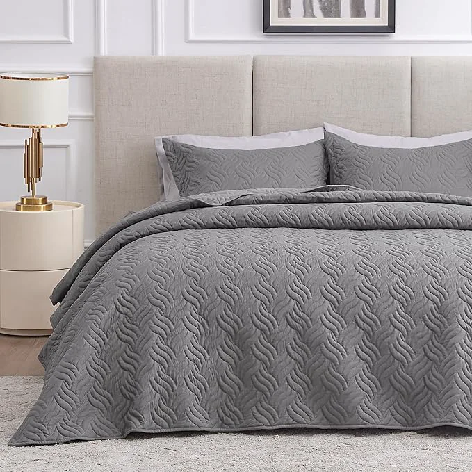 Elegant Love 39 s cabin California King Size Quilt Bedding Set Grey Bedspread – Cal King Summer Lightweight Bedspread Comforter – Wave Pattern Coverlet for All Season – 3 Pieces 1 Quilt 2 Pillow Shams Carefully Designed