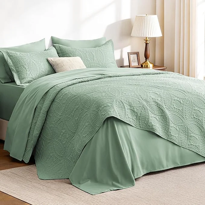 Natural Love 39 s cabin King Quilt Set Sage Bed in a Bag King Size Bedding 7 Pieces Ultrasonic Embossed Coin Pattern Comforter Lightweight Bedspreads for All Seasons Quilt with Sheets Pillowcases amp Shams Convenient
