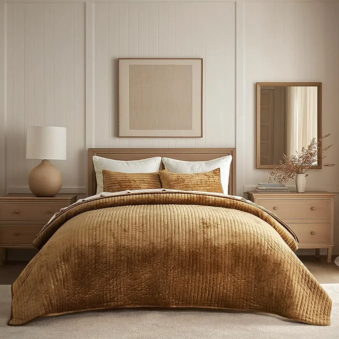 Premium EVERGRACE Velvet Quilt Set Queen Size Luxurious Soft Striped Channel Bedding Set Lightweight Velvet Comforter for All Season Oversized Bedspread Coverlet with 2 Matching Shams Gold Yellow Trendy