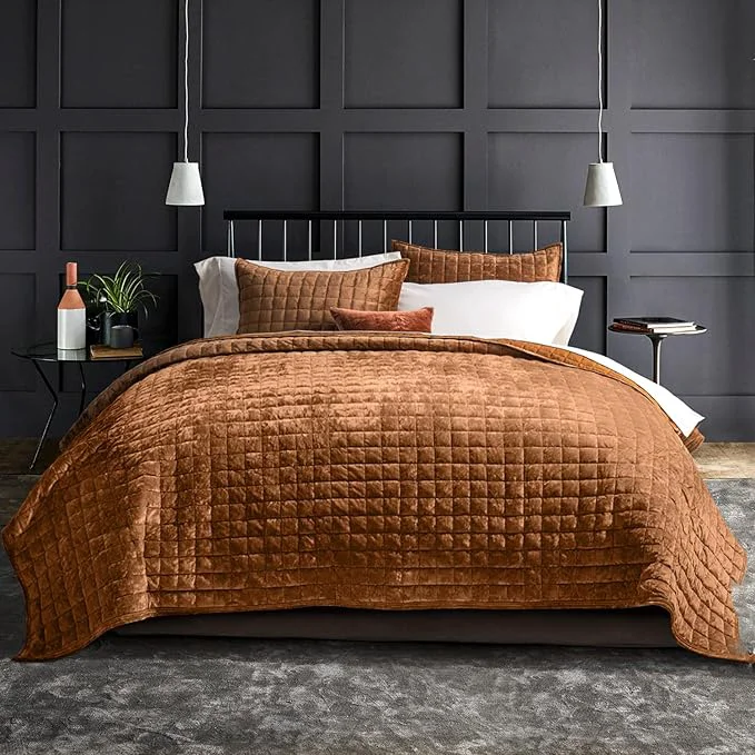 Functional RECYCO Luxury Velvet Quilt Set King Size Bedding Sets Ultra Soft Velvet Comforter Set Lightweight Oversized Bedspread Quilted Coverlet for All Season with 2 Pillow Shams Rusty Burnt Orange Original Design
