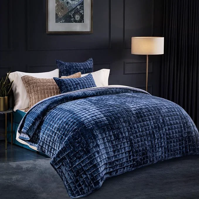 Original Design RECYCO Luxury Velvet Quilt Set Twin Twin XL Size Lightweight Velvet Comforter Set Oversized Bedspread Coverlet Quilted Bedding Set with 1 Matching Pillow Sham for All Season Navy Blue Minimalist