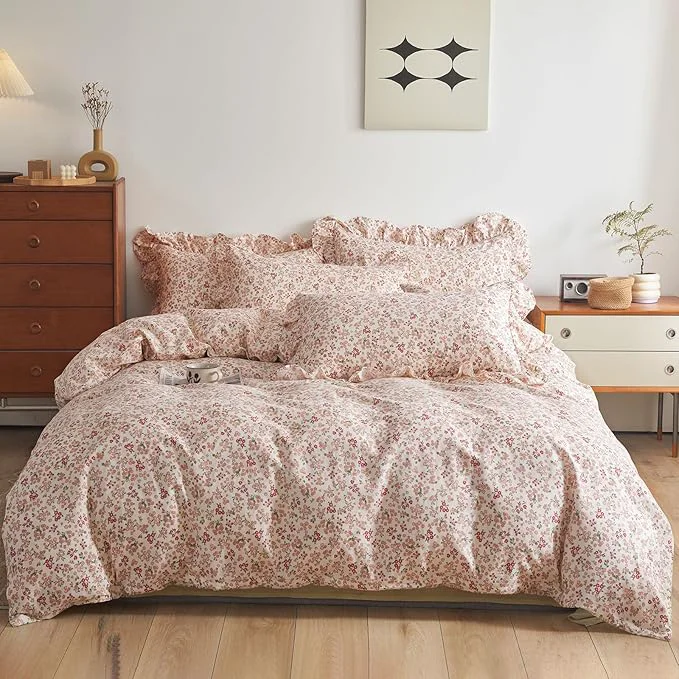 Specialty VM VOUGEMARKET Red Flower Comforter Set Queen Aesthetic Bedding Set Garden Style Blooming with Ruffle Pillow Shams for Teen Girls Bed in a Bag Flurry Comforter Set-90×90 Inch High-Quality