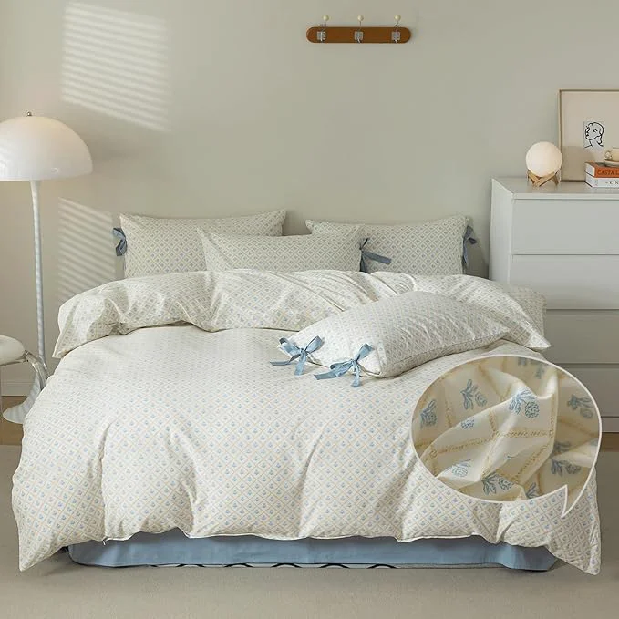 High-Quality VM VOUGEMARKET Full Comforter Set Blue Flower Down Comforter with 2 Bowknot Pillowcases Blue White Plaid Prints Modern Farmhouse Bedding Set for All Season Bed in a Bag 80×90 Inch Carefully Designed