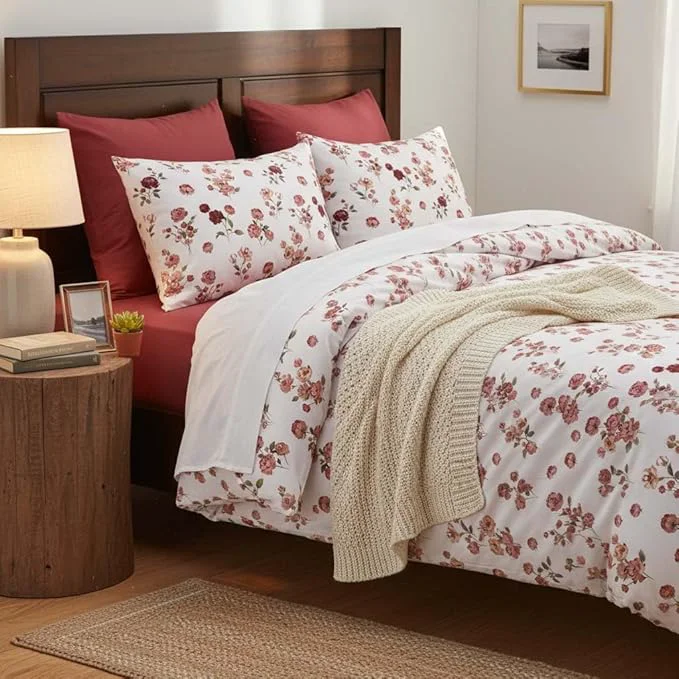 Superior Nayoroom Vintage Floral Comforter Set Queen Size Red Pink Flower Botanical Leaf Pattern Spring Bedding Set 3 Pieces Soft Lightweight Aesthetic Garden Comforter for All Seasons Flexible
