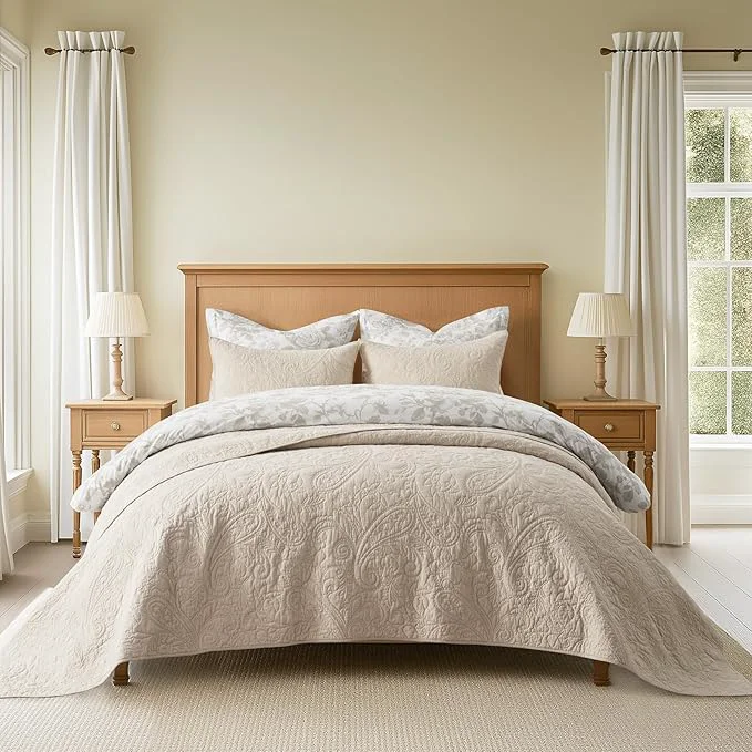 Premium Material EVERGRACE Cotton Paisley Quilt Set Oversized King 3 Piece Set – Prewashed Lightweight Bedspread with 2 Shams Soft amp Breathable Matelasse Coverlet for All-Season Comfort Flax Beige Functional