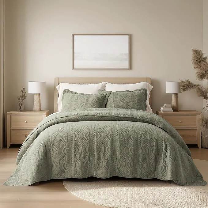 Crafted EVERGRACEHOME Cotton Scallop Quilt Set Queen Size 3 Piece Set – Lightweight Bedspread with 2 Shams Soft Prewashed Matelasse Coverlet for Cozy and Elegant Bedding Olive Green Classic