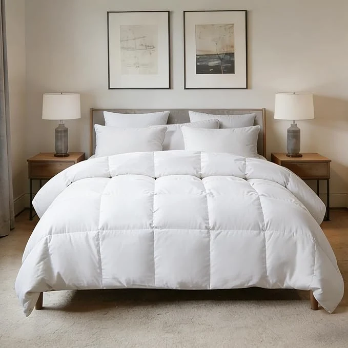 Sophisticated Hotel Suite Feather Down Comforter Natural Fluffy Duvet Insert Luxurious Hotel Collection Quilts All Season Bedding Comforter Cotton Cover（Full Queen Size 88 x 88 Inch White） Prestigious