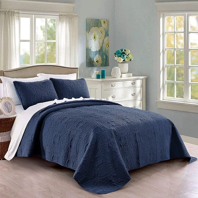 Eco-Friendly Pure Bedding Quilt Set Full Queen Size Navy – Oversized Bedspread – Soft Microfiber Lightweight Coverlet for All Season – 3 Piece Includes 1 Quilt and 2 Shams Geometric Pattern Artisan