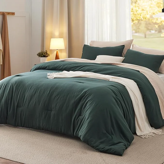 Exceptional Bedsure Queen Comforter Set Forest Green Soft Prewashed Bedding for All Seasons 3 Pieces GentleSoft™ Bed Set 1 Lightweight Comforter 90 quot x90 quot and 2 Pillowcases 20 quot x26 quot User-Friendly