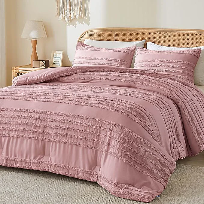 Fashionable BEDELITE Boho King Size Comforter Set – Dusty Pink Tufted Striped Bed Set 3 Pieces Soft Vintage Farmhouse Comforter for All Seasons Boho Home Decor Fluffy Jacquard Bedding with Pillow Sham Reliable