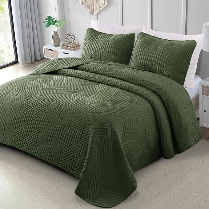Recyclable Exclusivo Mezcla California King Quilt Bedding Set Lightweight Olive Green Oversized King Bedspreads Soft Modern Geometric Coverlet Set for All Seasons 1 Quilt and 2 Pillow Shams Responsible