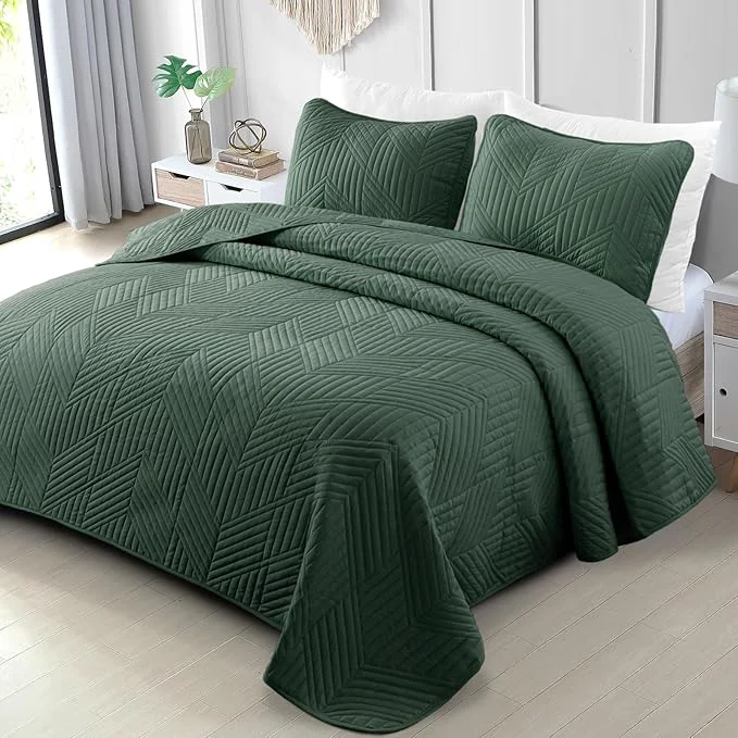 Healthy Exclusivo Mezcla California King Quilt Bedding Set Lightweight Green Oversized King Bedspreads Soft Modern Geometric Coverlet Set for All Seasons 1 Quilt and 2 Pillow Shams Dependable