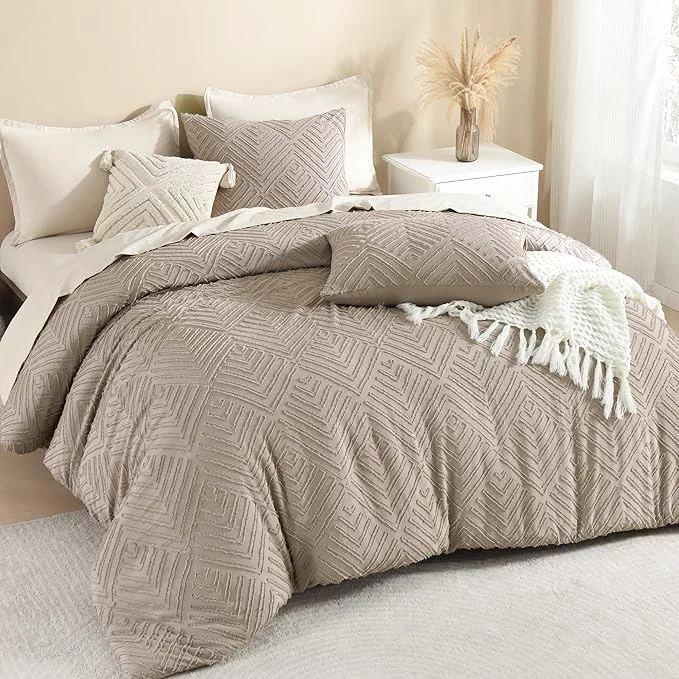 Expertly Made Litanika Oversized Queen Comforter Light Coffee 3 Pieces Tufted Boho Farmhouse Bedding Comforter Set Lightweight Fluffy All Season Comforter Set 98x98In Comforter amp 2 Pillowcases