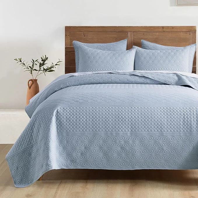 Exclusive HORIMOTE HOME Light Blue Queen Size Quilt Set – Soft Microfiber Bedspread with 2 Shams Lightweight amp All-Season Geometric Coverlet for Cozy Bedding Authentic