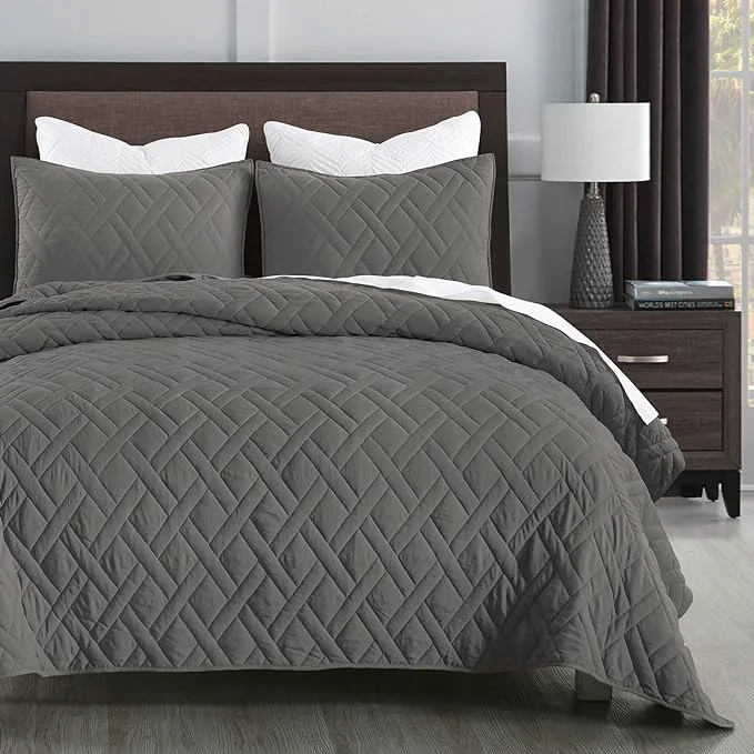 Minimalist HORIMOTE HOME Quilt Set Queen Size Grey Classic Geometric Diamond Stitched Pattern Microfiber Ultra Soft Lightweight Bedspread Coverlet for All Season 3 Piece Includes 1 Quilt and 2 Shams