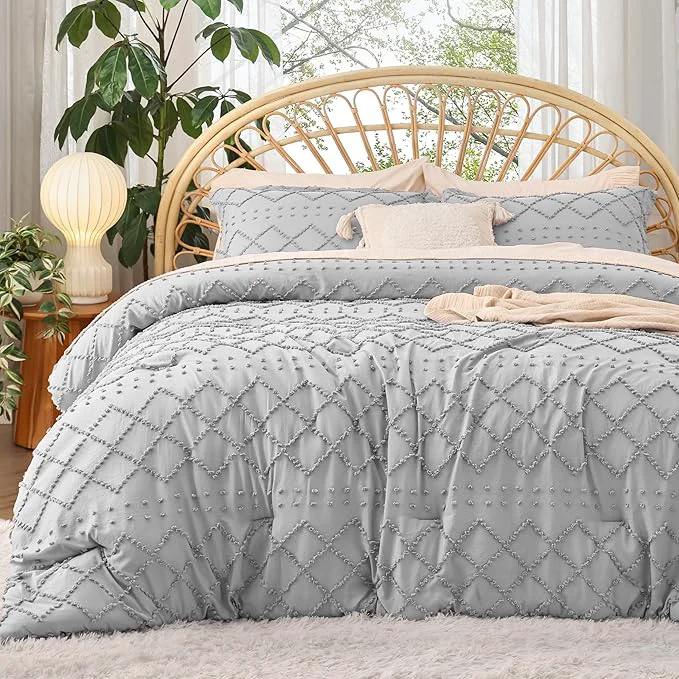 Comfortable Bedsure King Comforter Set – Light Grey Comforter Boho Tufted Shabby Chic Bedding for Kids 3 Pieces Vintage Farmhouse Bed Set for All Seasons Fluffy Soft Bedding with 2 Pillow Shams Natural