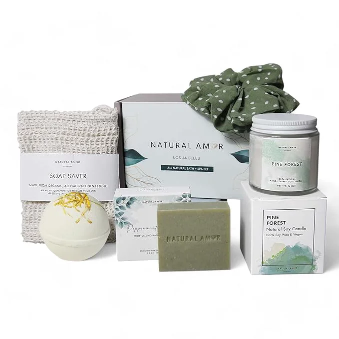 Modern Natural Amor Green Spa Gift Set Exclusive