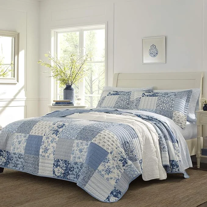 Long-Lasting Laura Ashley – Twin Quilt Set Reversible Cotton Bedding with Matching Sham Medium-Weight for Year Round Use Dorm Essentials Paisley Printed Patchwork Blue Exclusive