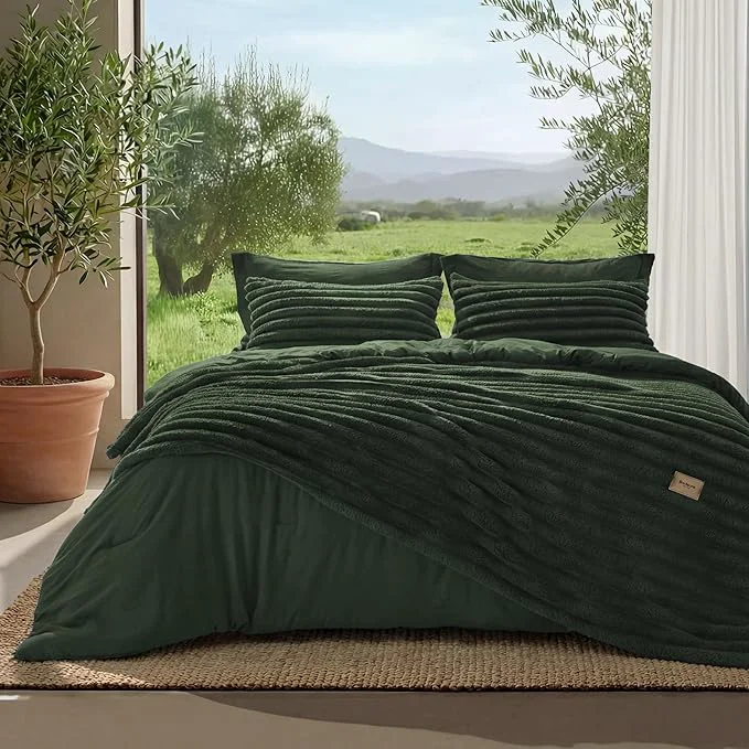 World-Class Bedsure Gentlesoft 2-in-1 King Size Comforter Set and Detachable Fluffy Blanket Olive Green Bedding Set for All Season Use SnapTech Design for Space Saving Includes 2 Pillow Shams 2 Pillowcases Classic