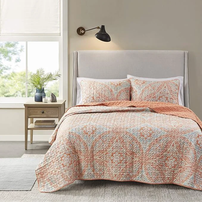 Relaxed Comfort Spaces Reversible Quilt Set-Vermicelli Stitching Design All Season Lightweight Coverlet Bedspread Bedding Matching Shams Full Queen 90 in x 90 in Gloria Damask Coral 3 Piece Secure
