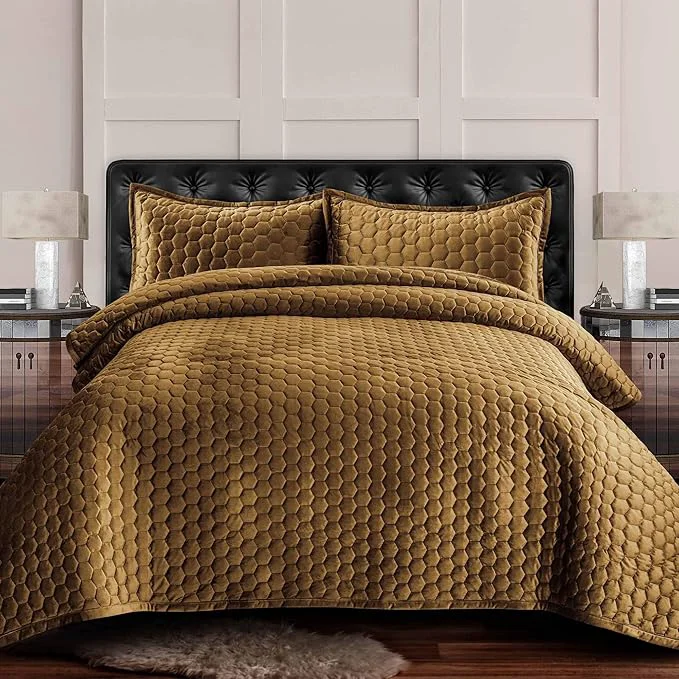 Refined Tribeca Living Lugano Oversized Velvet Quilt Set – All Season Extra Large 2 Piece Twin Size Comforter Set with 1 Pillow Sham in Camel Honeycomb Pattern 260GSM High-Performance